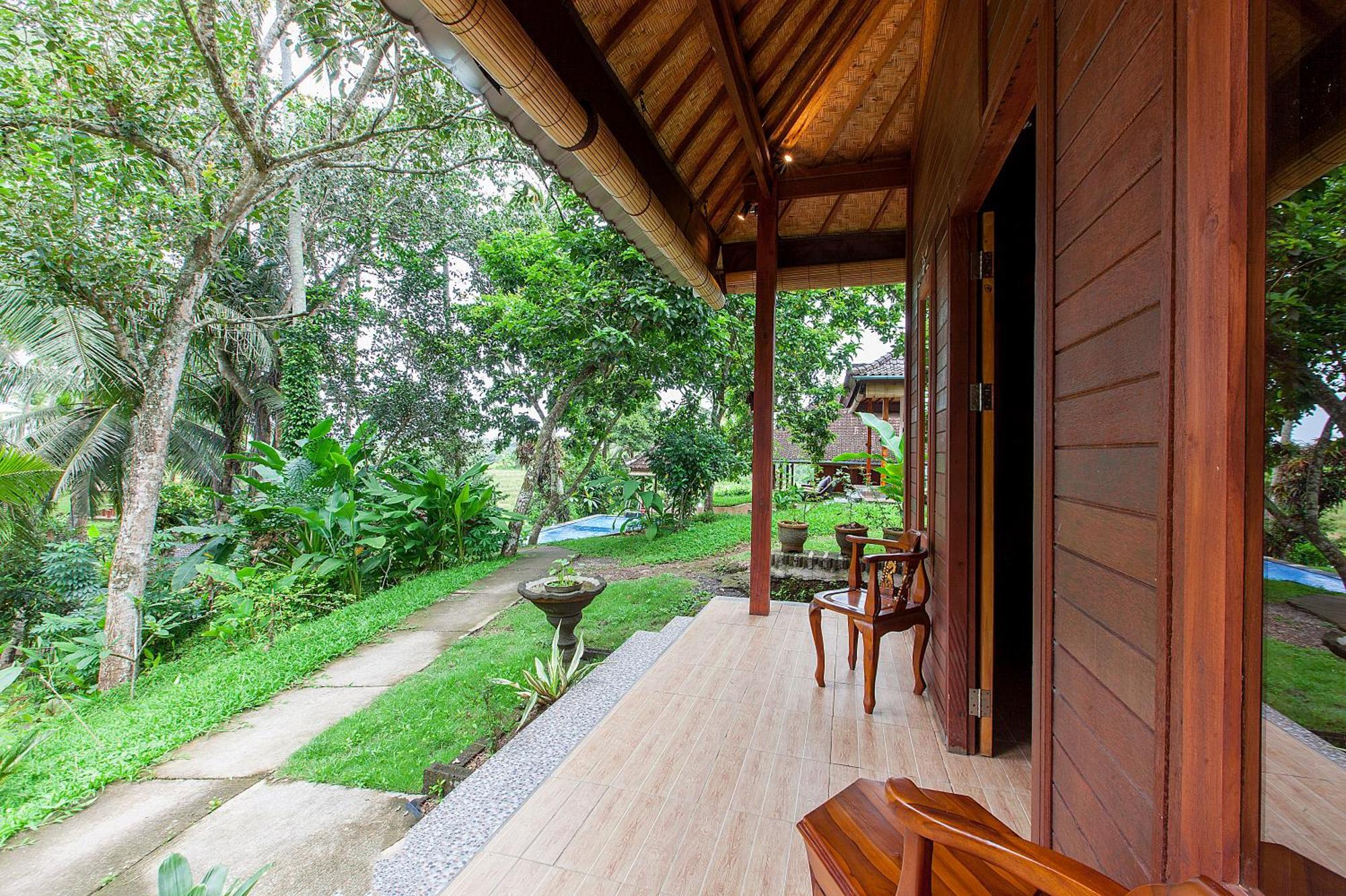 Pondok Hari Baik Balian Luaran gambar