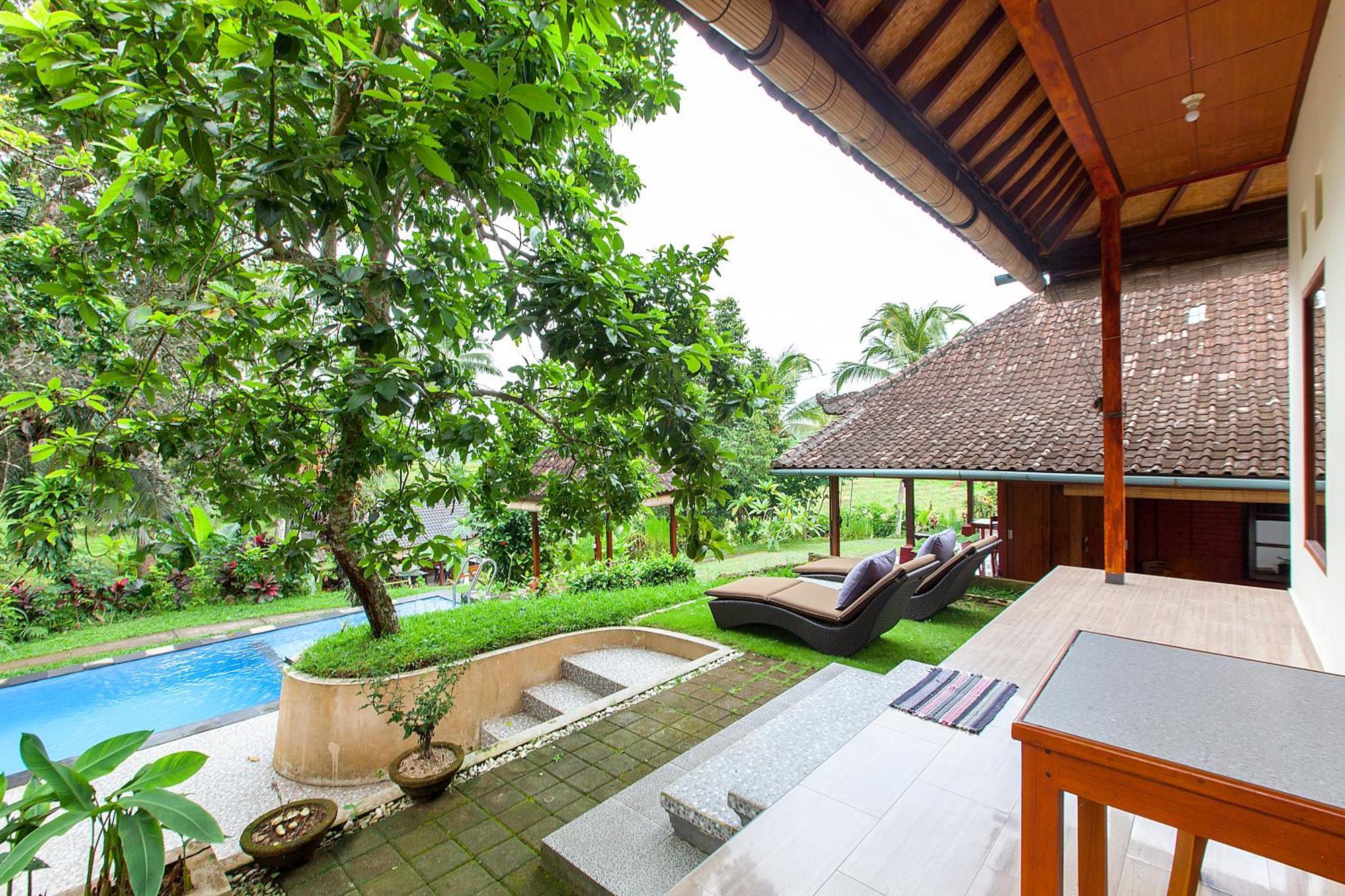 Pondok Hari Baik Balian Luaran gambar